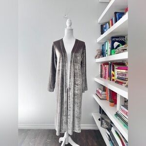 Chaser grey velvety duster size small